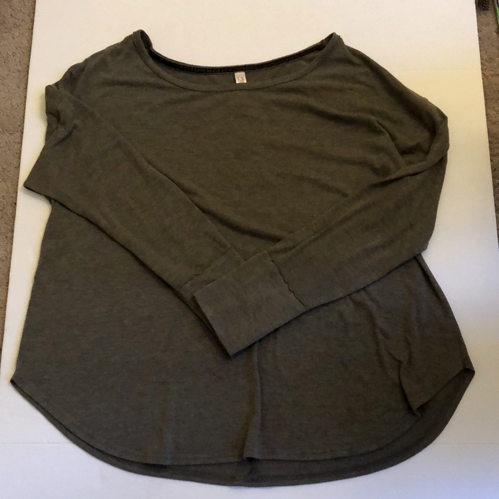Xhileration sleep top